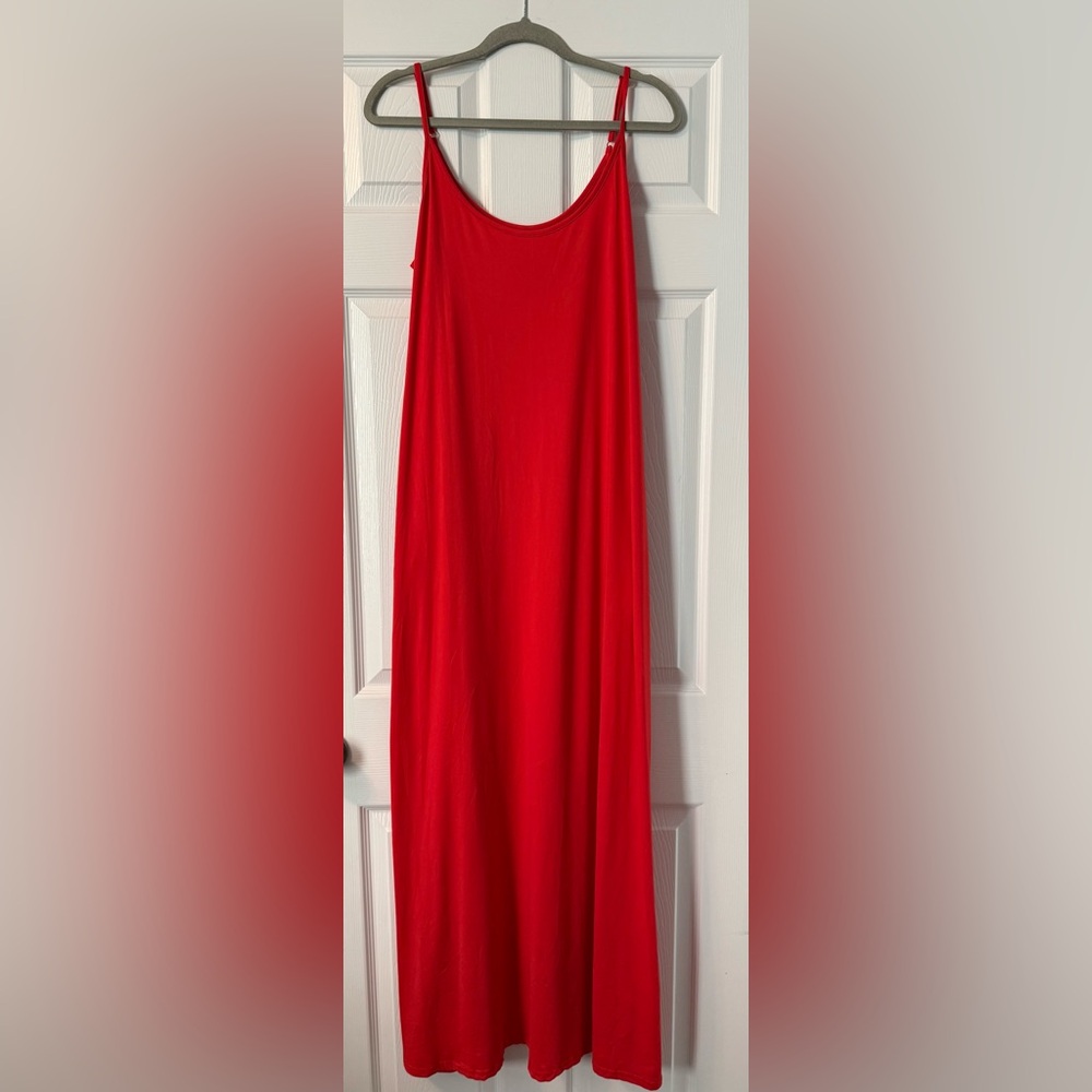 Elegant Red Women's Dress With Pockets